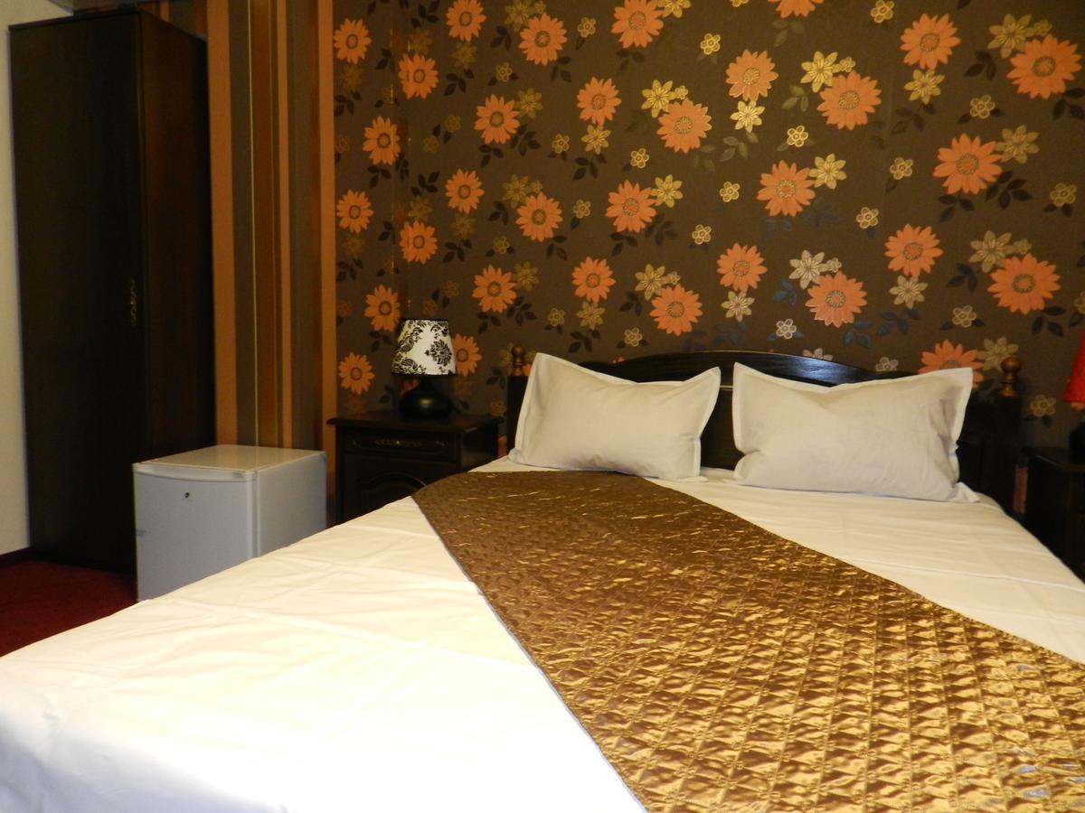 Hotel Marinii Bucureşti